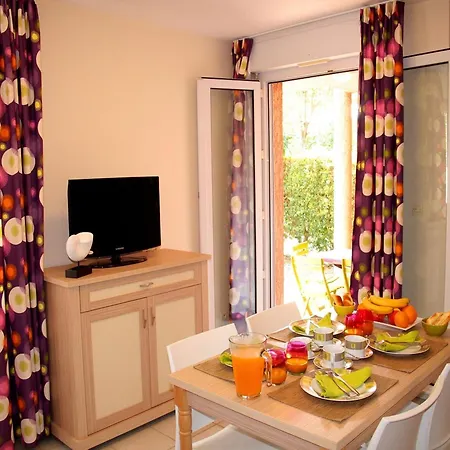 Sunny Coastal Escape In Saint-cyprien Saint-Cyprien (Pyrenees-Orientales)
