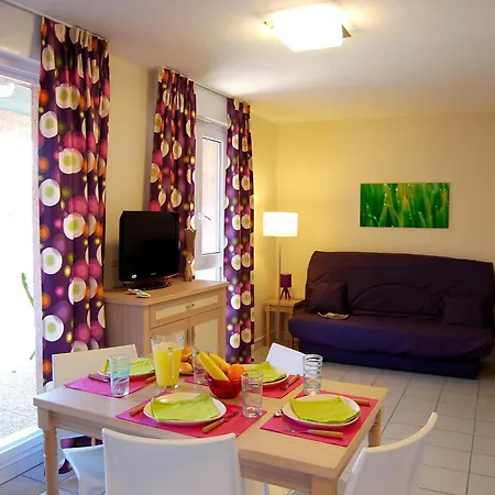Appartement Sunny Coastal Escape In Saint-cyprien *